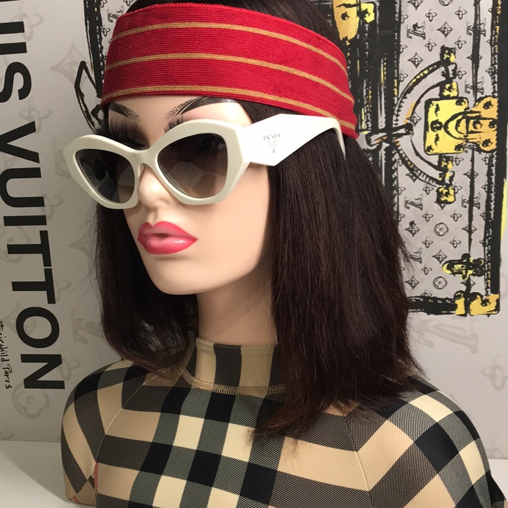 New Authentic Prada SPR 07Y Women’s Sunglasses – White Frame